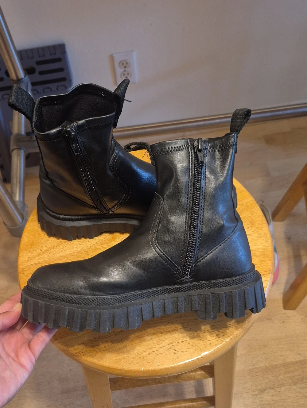 Zara Black Chuncky Platform Boots Zipper Closure